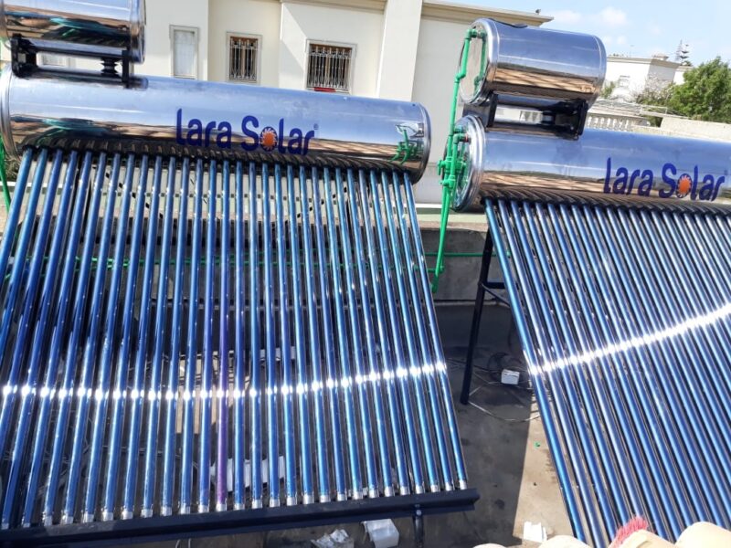 Chauffeau solaire سخان الماء بالطاقة الشمسية