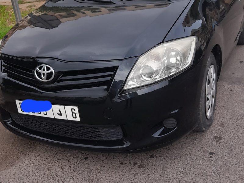 Toyota Auris 2011