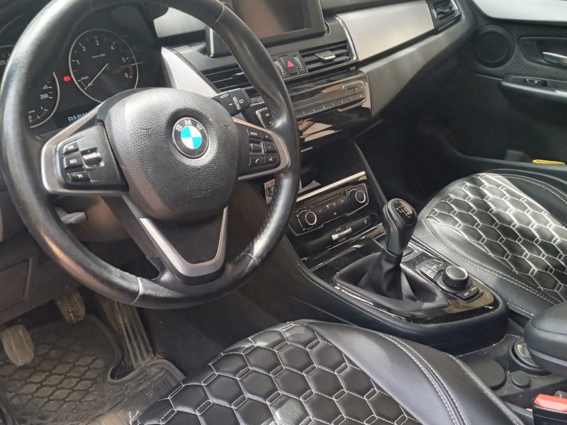 BMW SERIE 2 EN très bon état