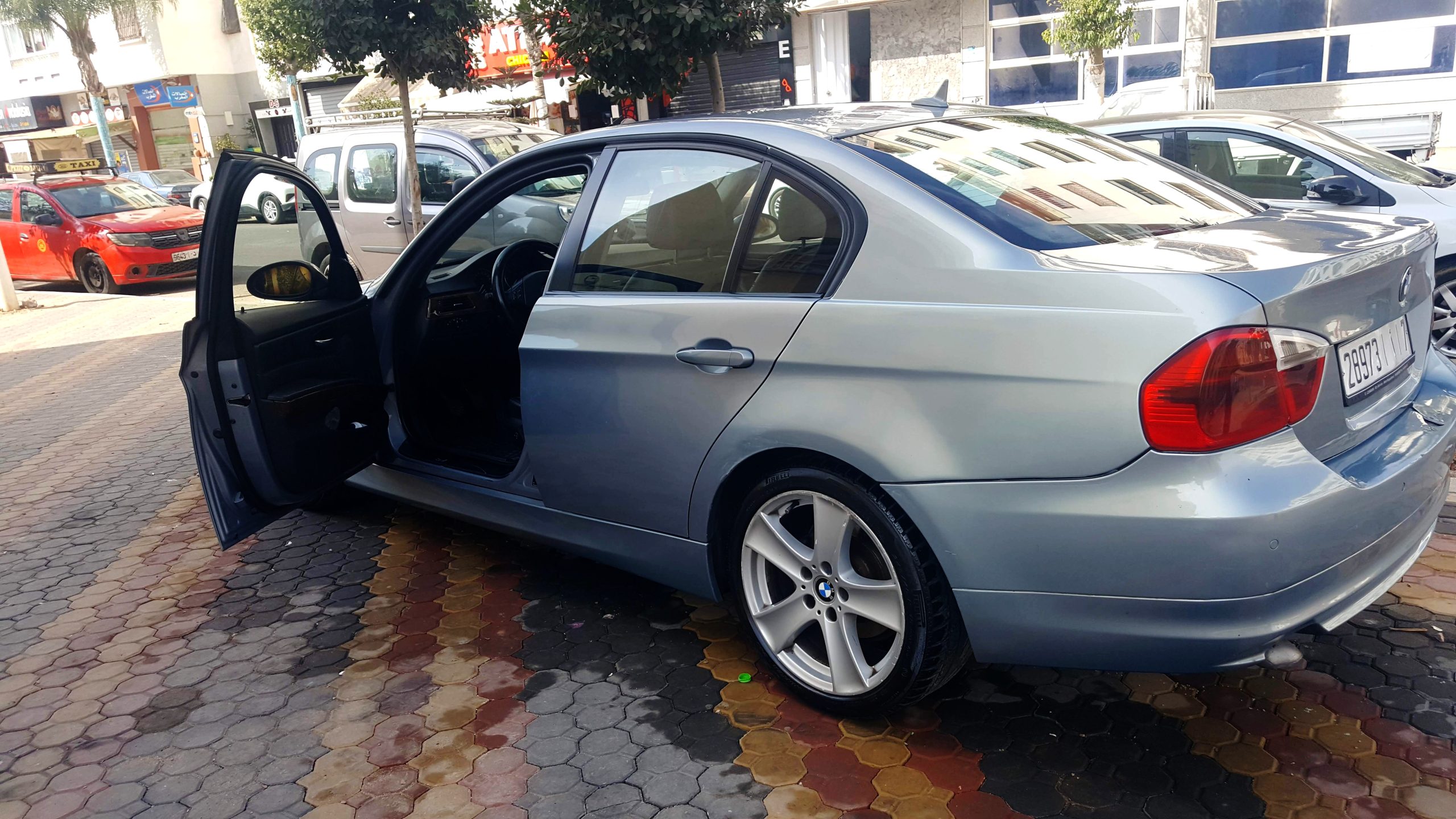 BMW série 3 Diesel mod 2005 toutes options Casa