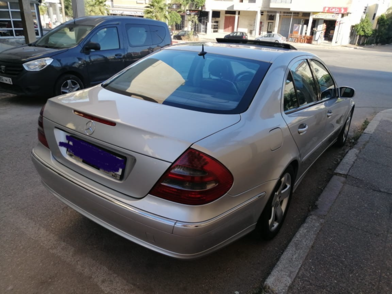 Mercedes class E270