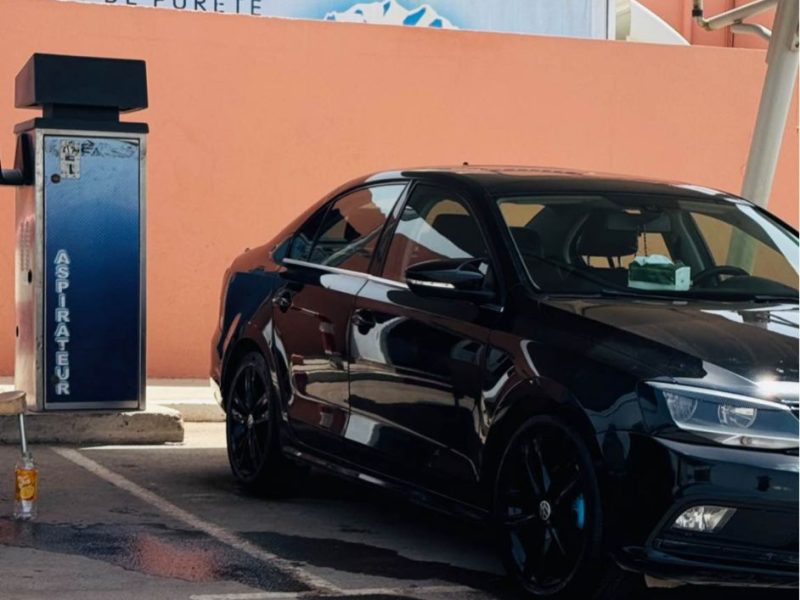 Volkswagne jetta 2018 2l