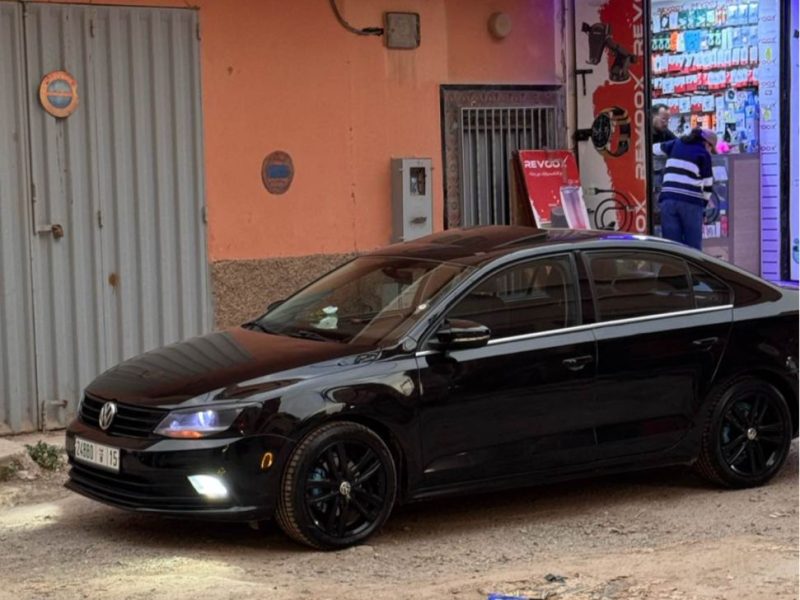 Volkswagne jetta 2018 2l
