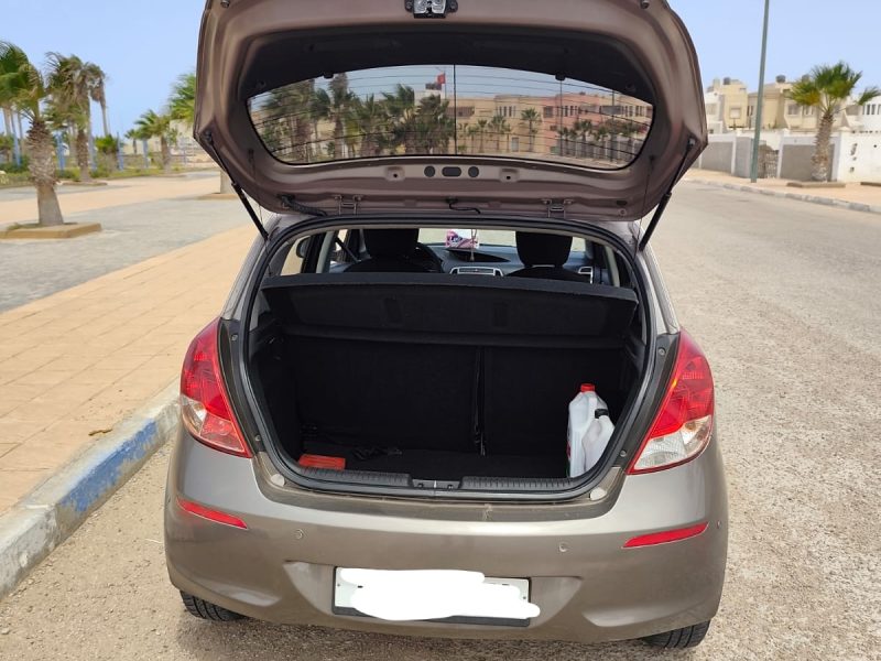 🚗 À VENDRE : Hyundai i20 – Modèle 2012 📍 Localisation : Ouled Berhil, Taroudant 💰 Prix : 82 000 DH 🔹 🚗 À VENDRE : Hyundai i20 – Modèle 2012